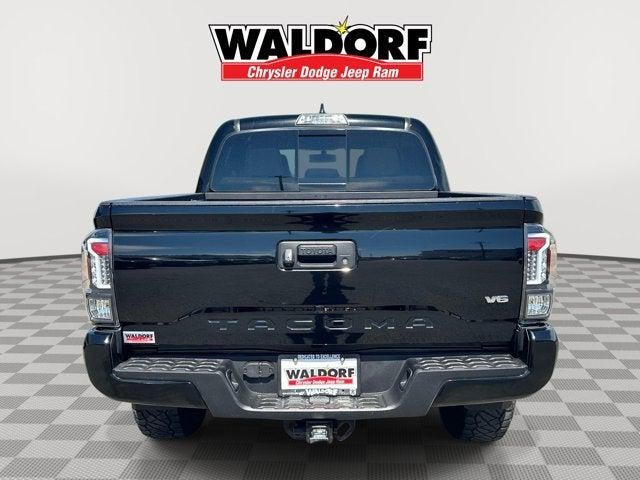 2017 Toyota Tacoma SR V6