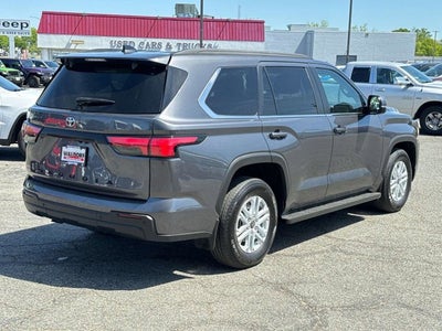 2024 Toyota Sequoia SR5