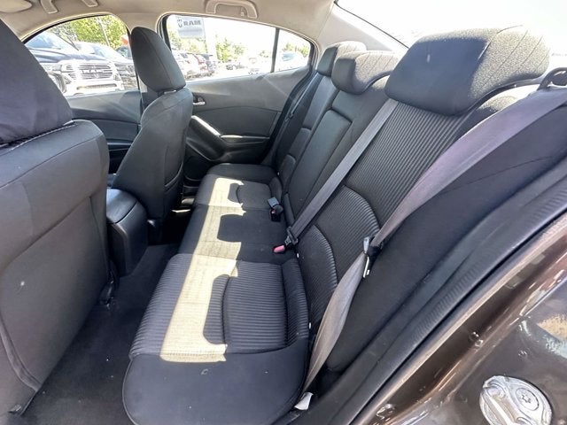 2016 Mazda Mazda3 i Sport