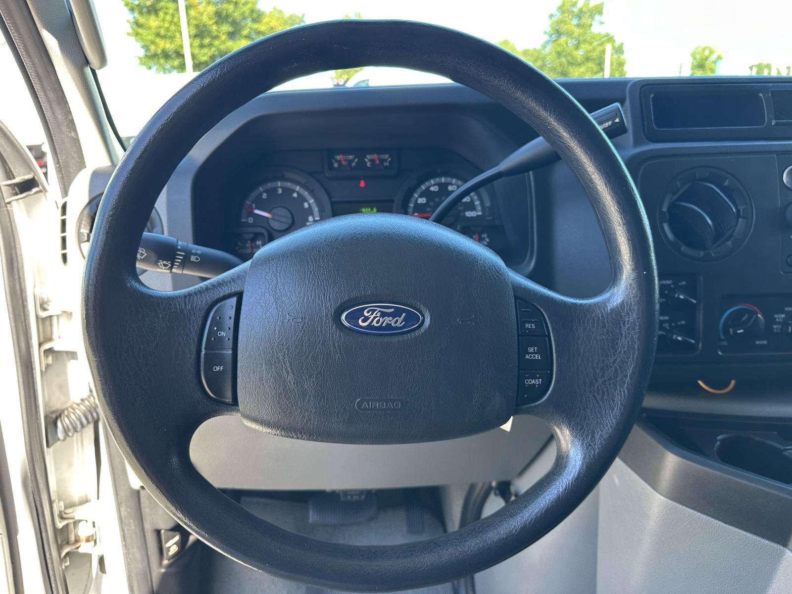 2014 Ford Econoline Wagon XL