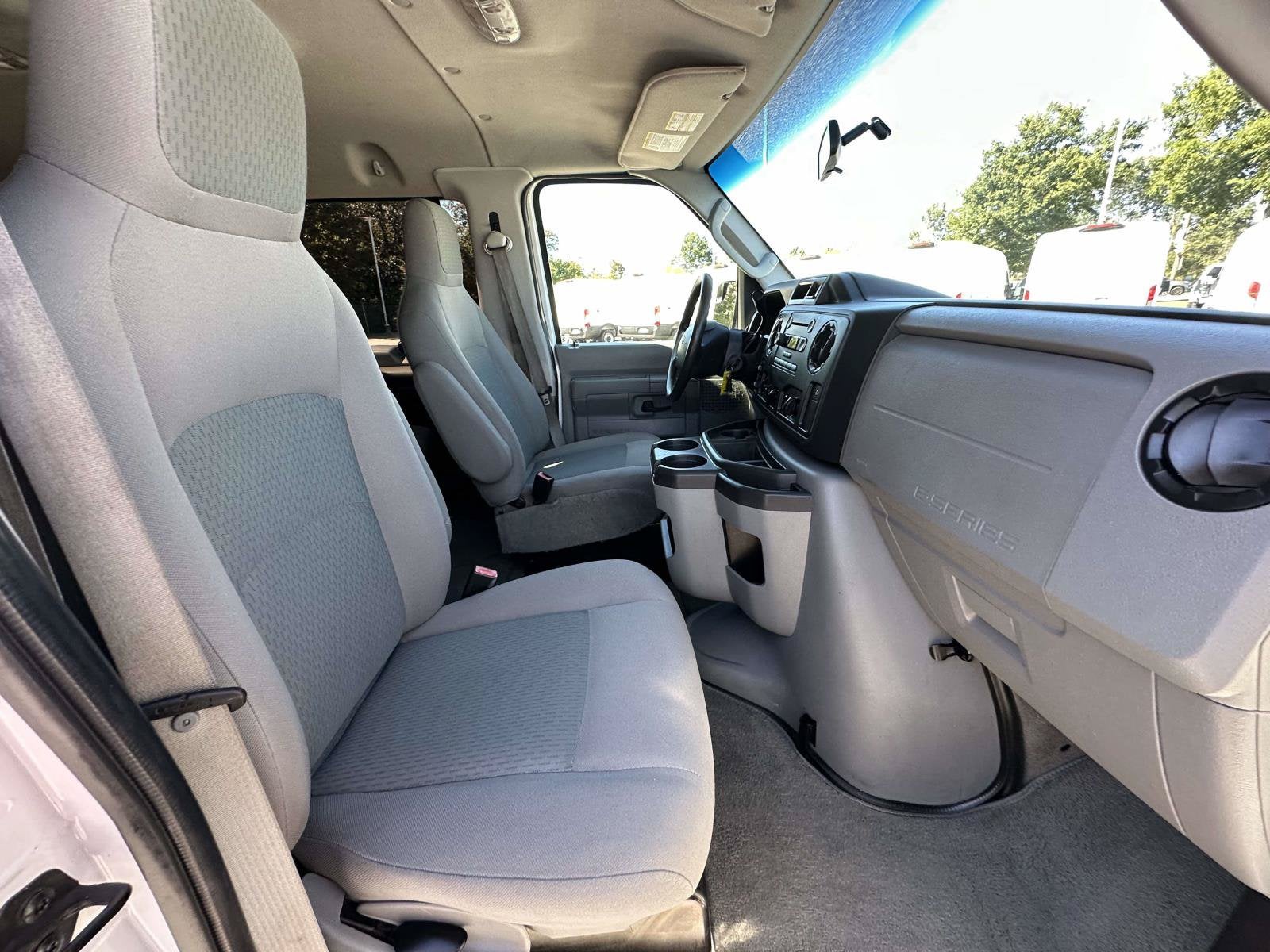 2014 Ford Econoline Wagon XL