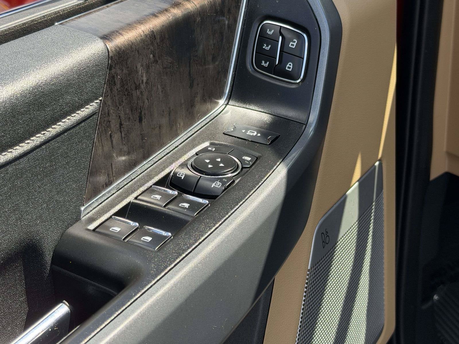 2023 Ford Super Duty F-250 SRW LARIAT