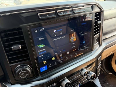 2023 Ford Super Duty F-250 SRW LARIAT