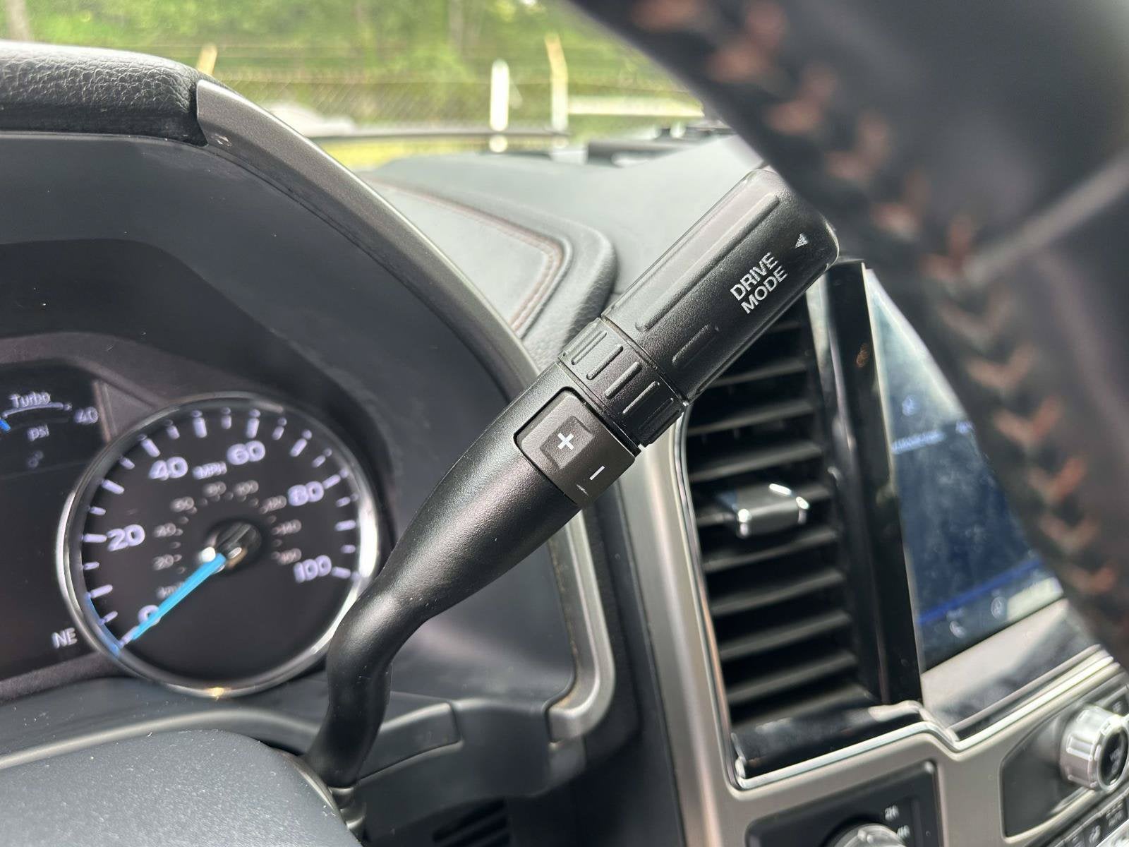 2022 Ford Super Duty F-450 DRW Platinum