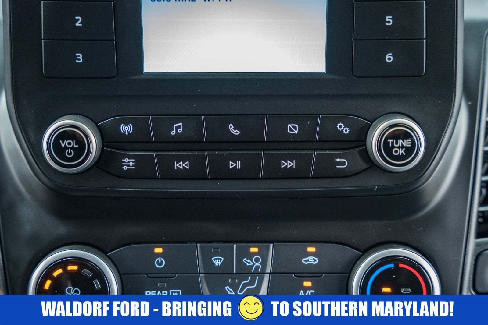 2023 Ford Transit Cargo Van 250