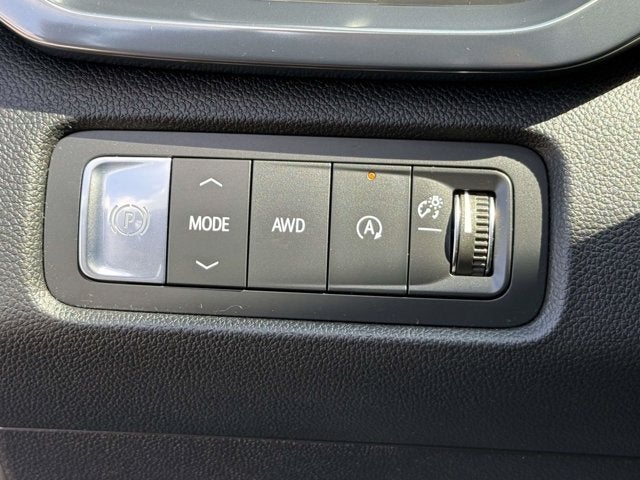 2024 GMC Acadia AWD AT4