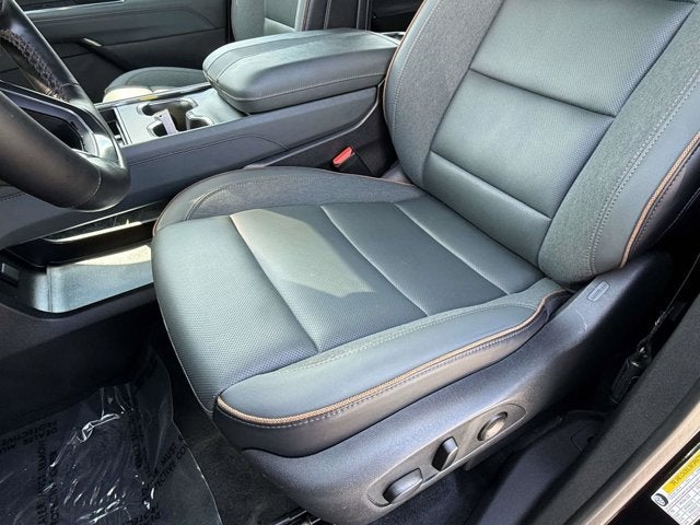 2024 GMC Acadia AWD AT4