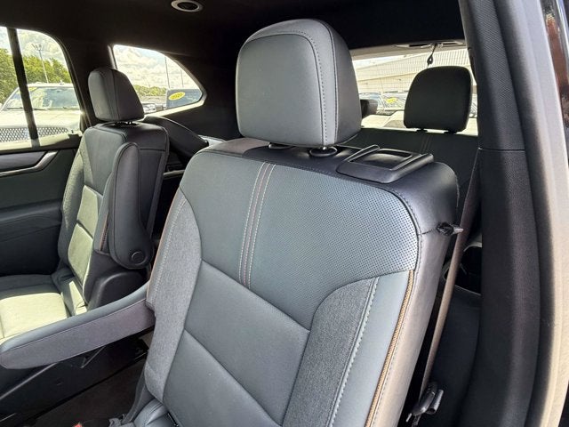 2024 GMC Acadia AWD AT4