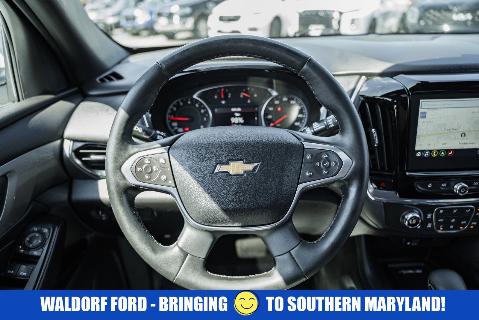 2023 Chevrolet Traverse LT Leather