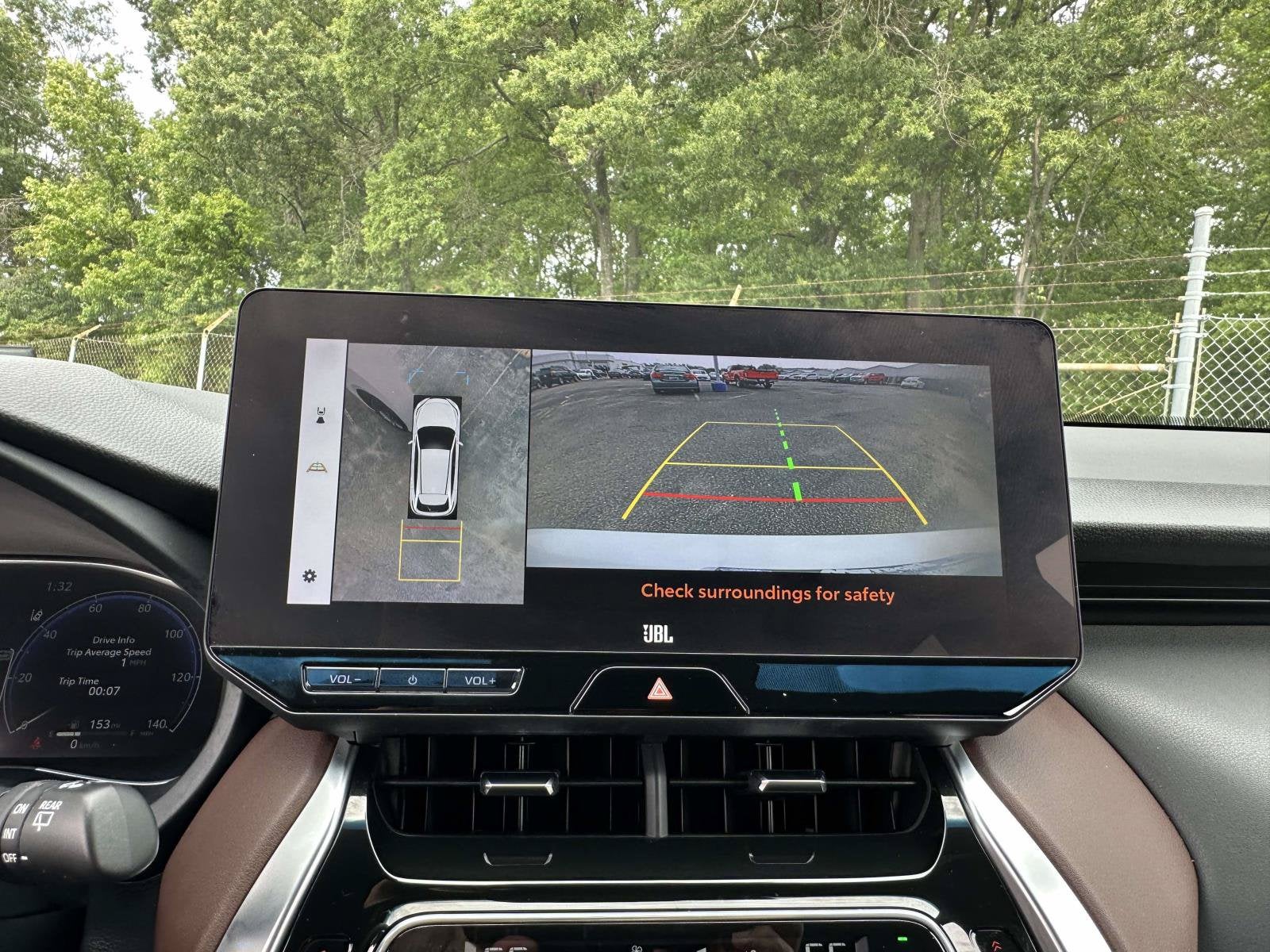 2023 Toyota Venza Base