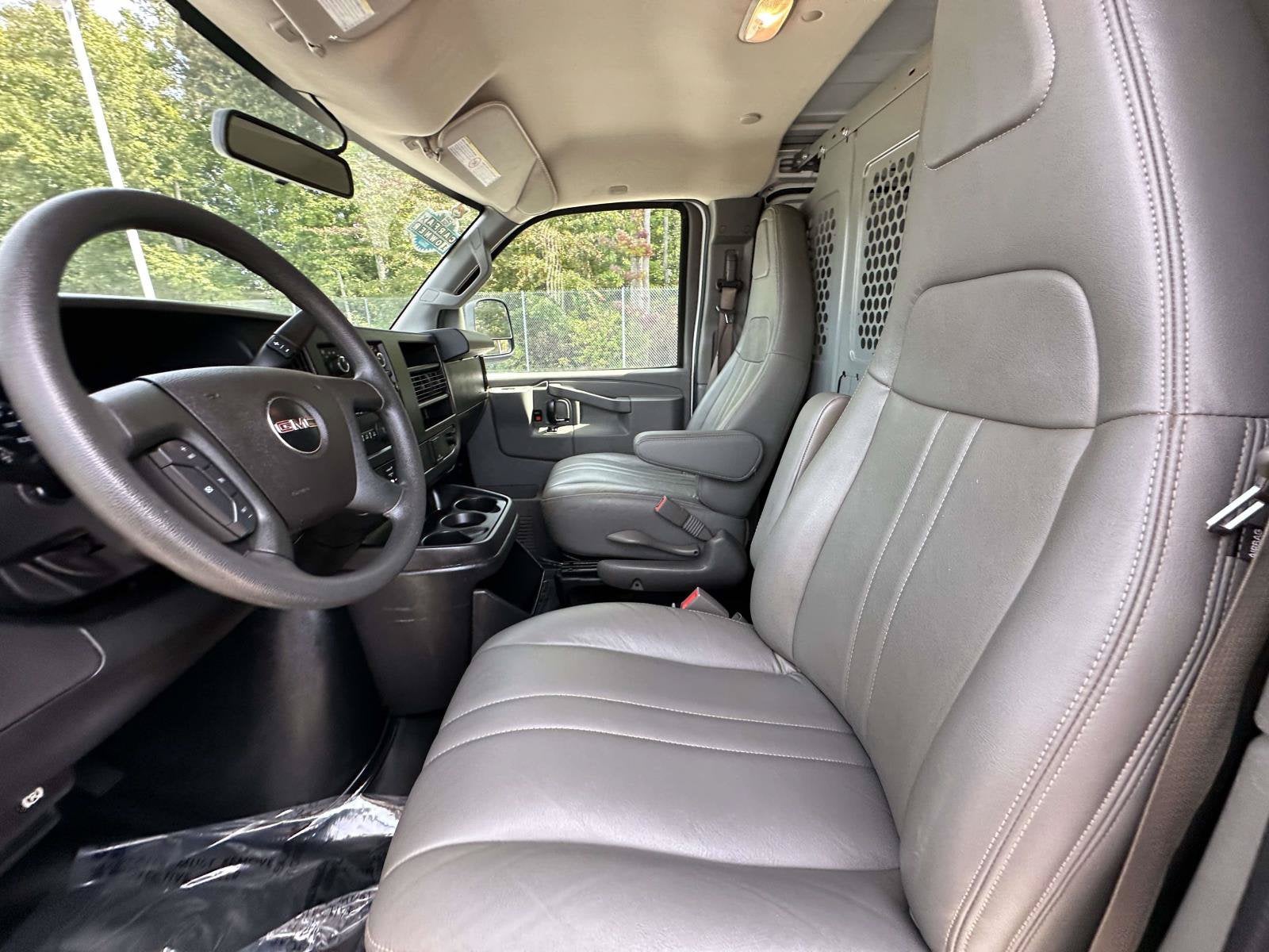 2019 GMC Savana Cargo Van RWD 2500 135"