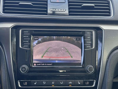 2018 Volkswagen Passat Base