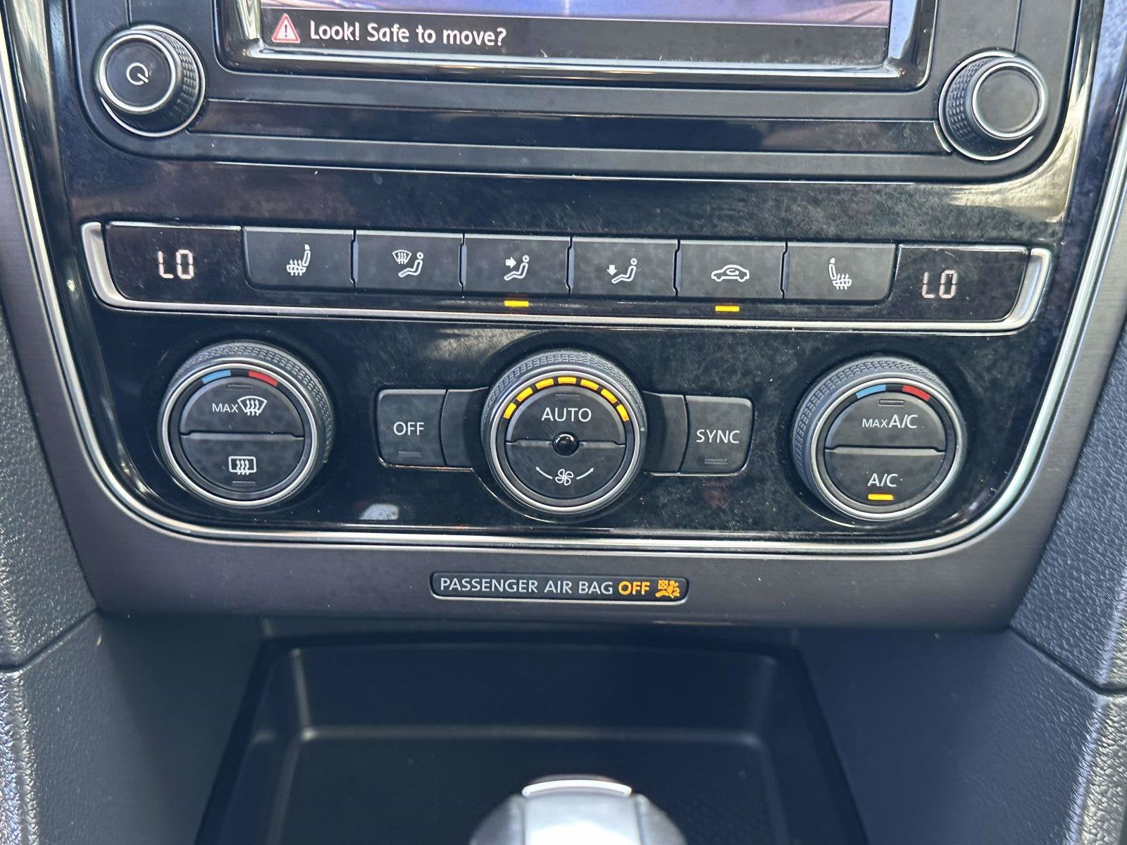 2018 Volkswagen Passat Base