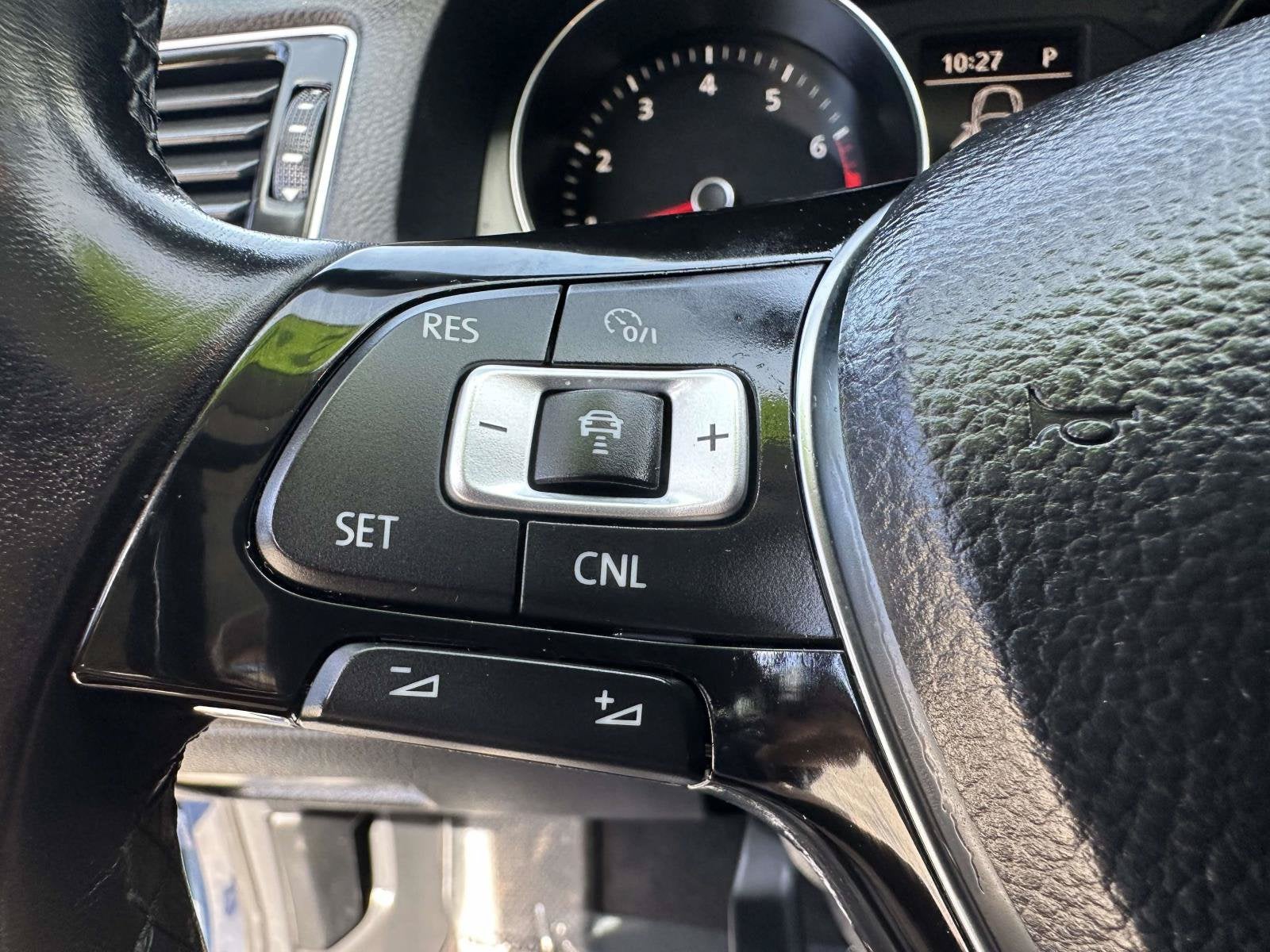 2018 Volkswagen Passat Base
