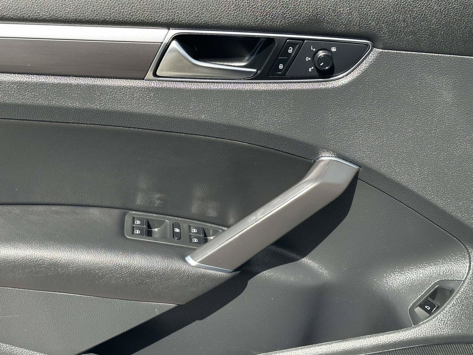 2018 Volkswagen Passat Base