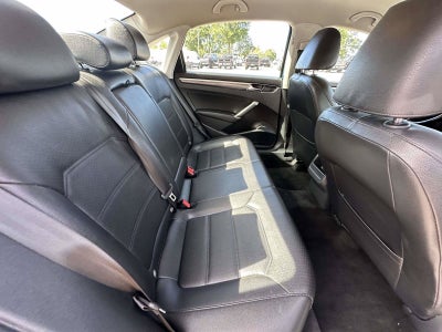 2018 Volkswagen Passat Base