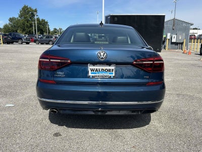 2018 Volkswagen Passat Base