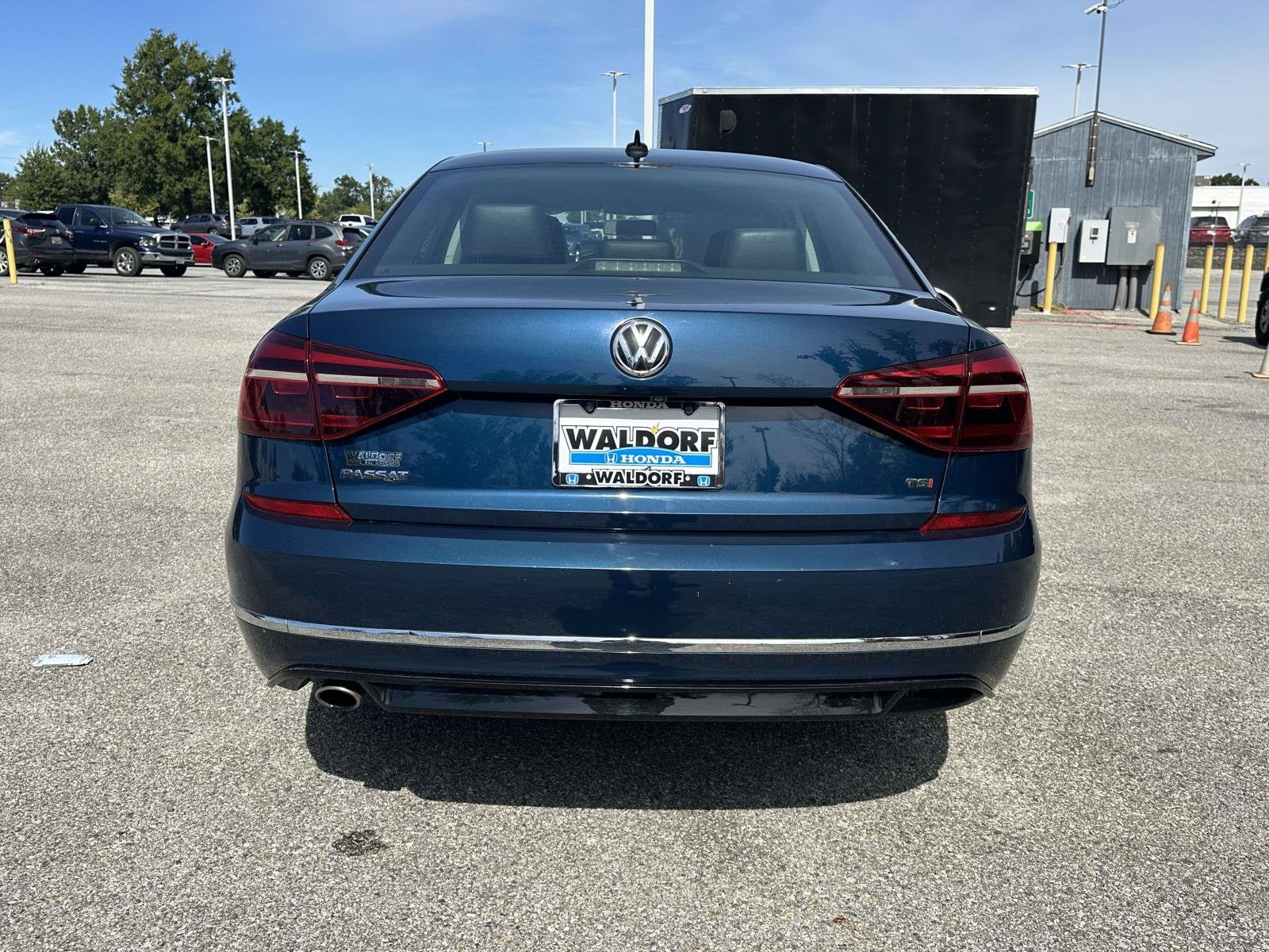 2018 Volkswagen Passat Base