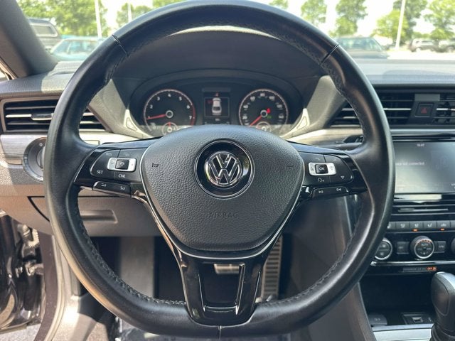 2021 Volkswagen Passat 2.0T R-Line