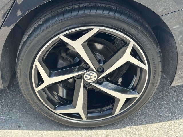 2021 Volkswagen Passat 2.0T R-Line