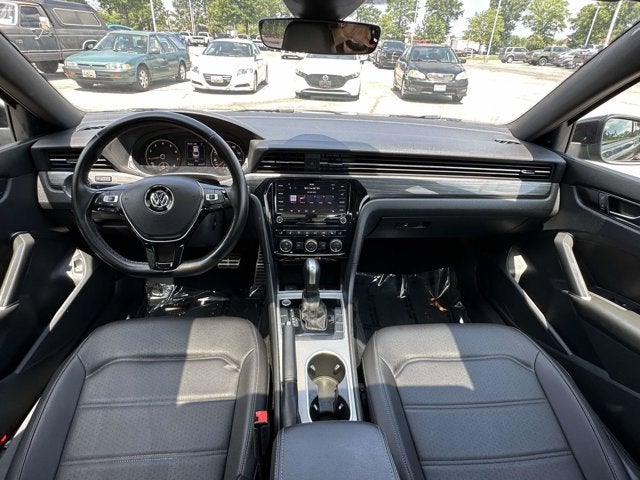 2021 Volkswagen Passat 2.0T R-Line