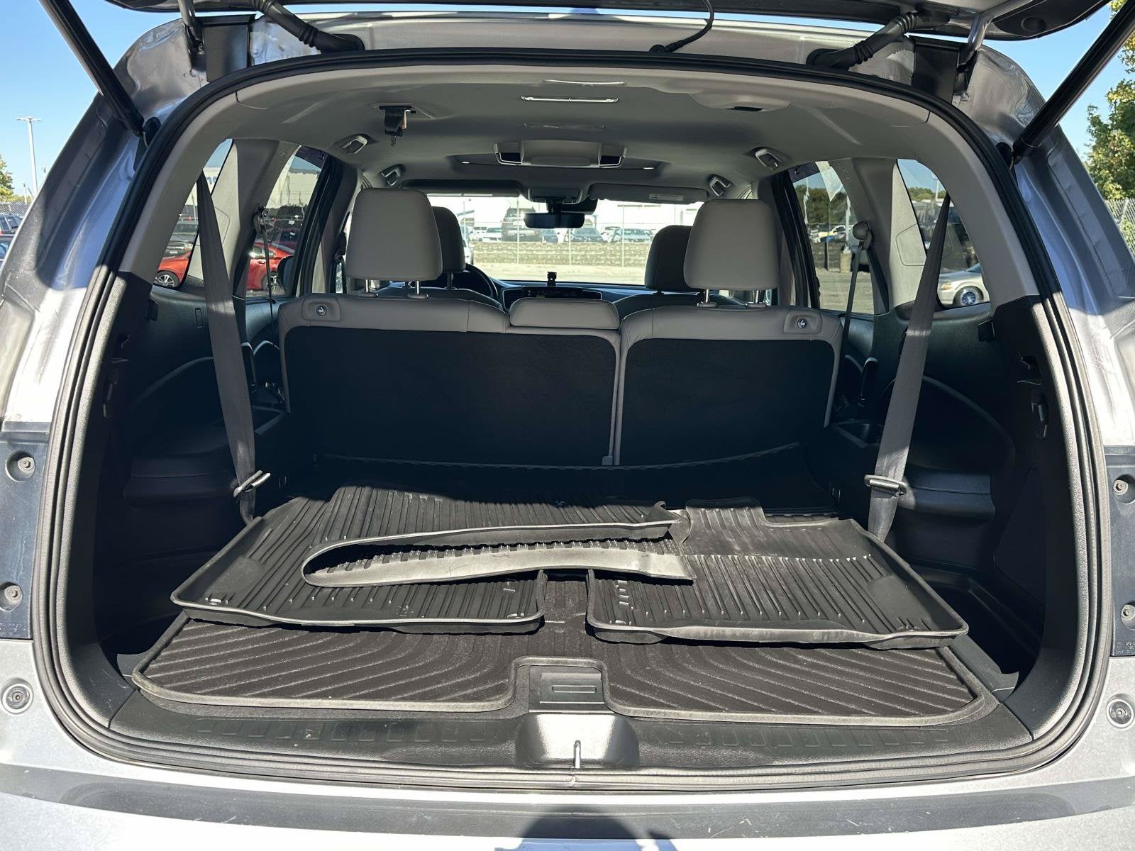 2020 Honda Pilot Touring 8-Passenger