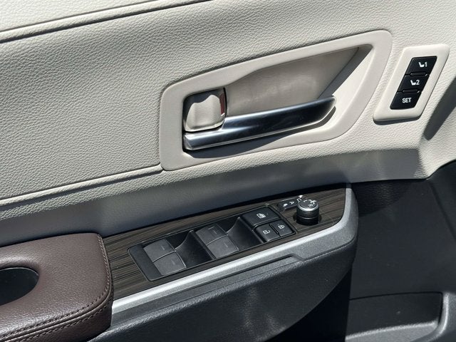 2021 Toyota Sienna Base