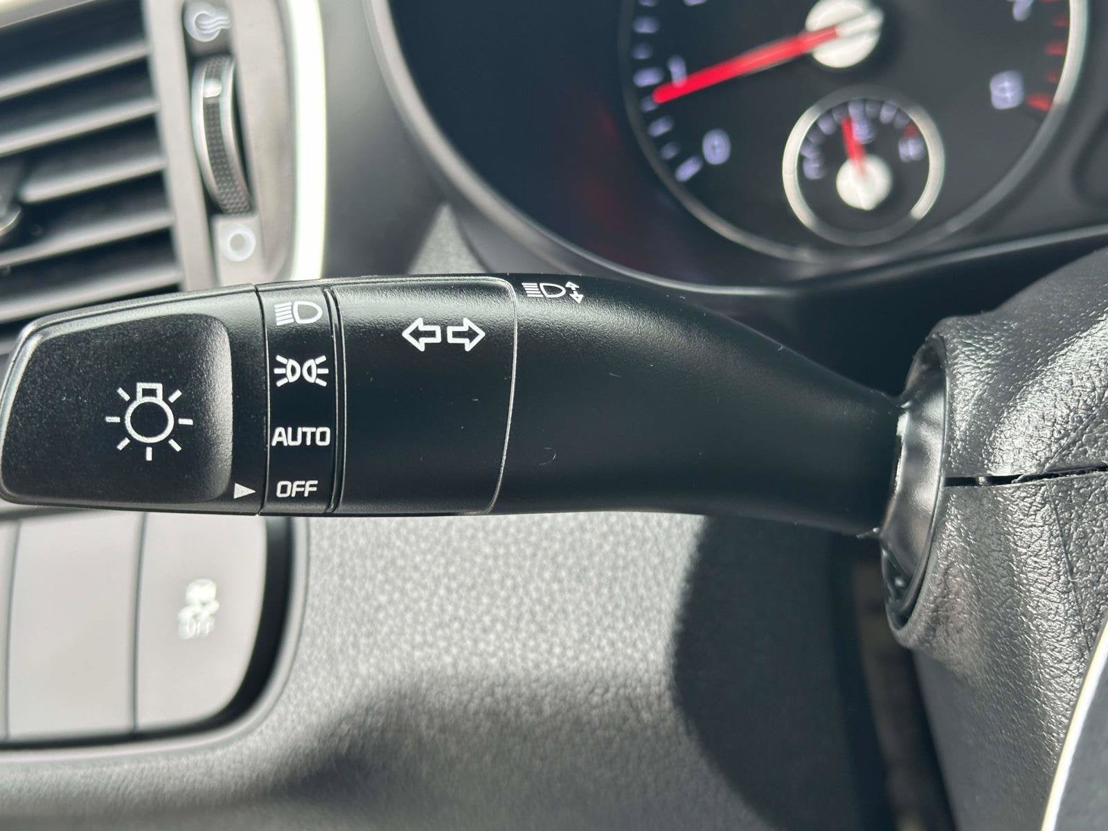 2019 Kia Sorento LX V6
