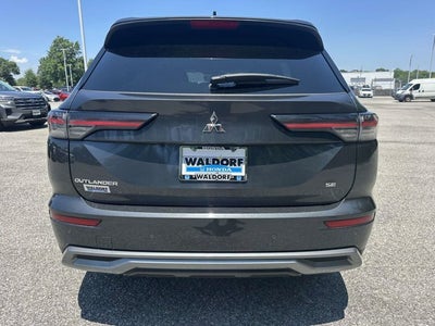 2025 Mitsubishi Outlander SE