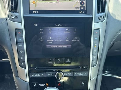 2022 INFINITI Q60 LUXE