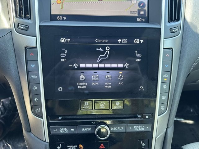 2022 INFINITI Q60 LUXE