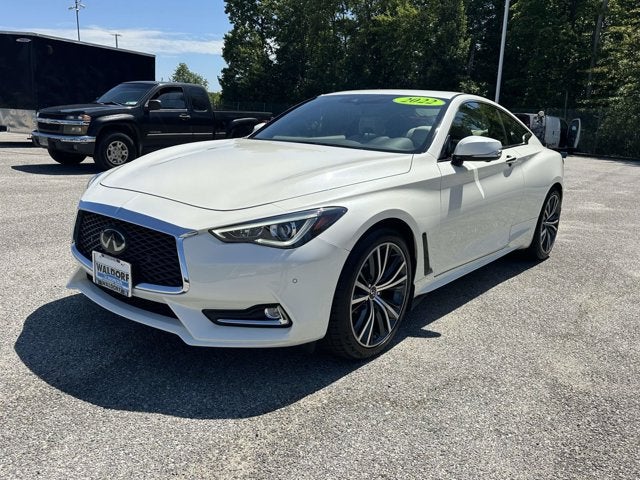 2022 INFINITI Q60 LUXE