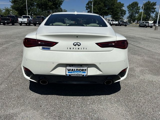 2022 INFINITI Q60 LUXE