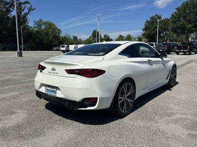2022 INFINITI Q60 LUXE