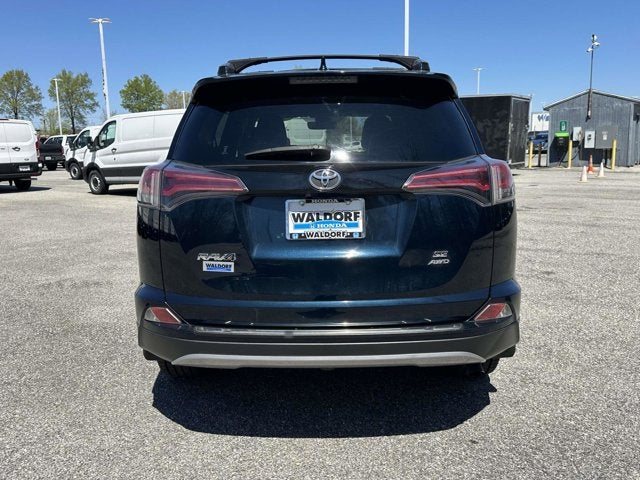 2018 Toyota RAV4 SE