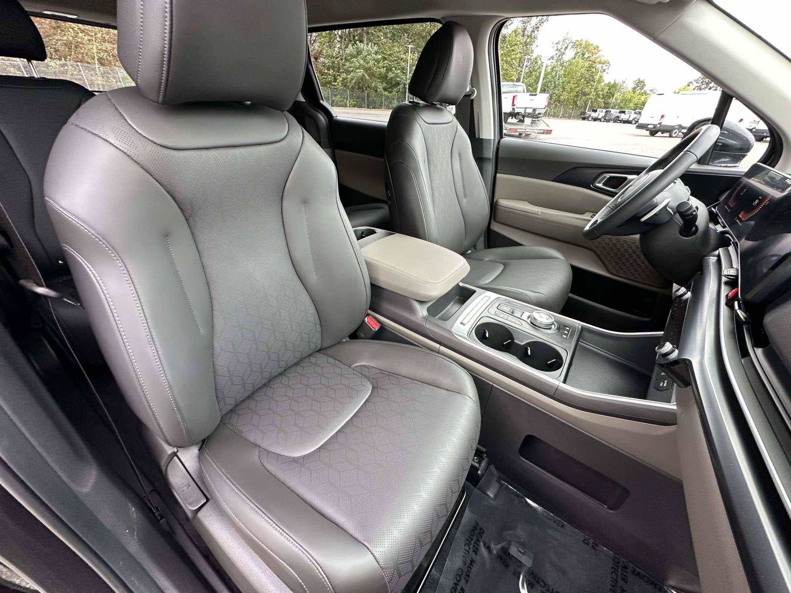 2026 Kia Carnival Hybrid LXS