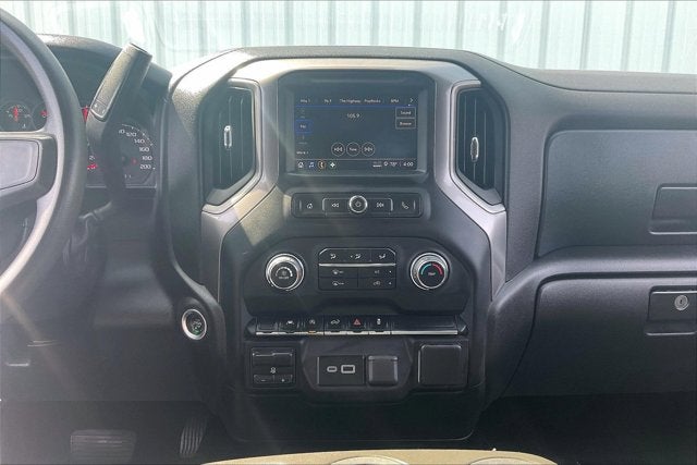 2023 Chevrolet Silverado Custom
