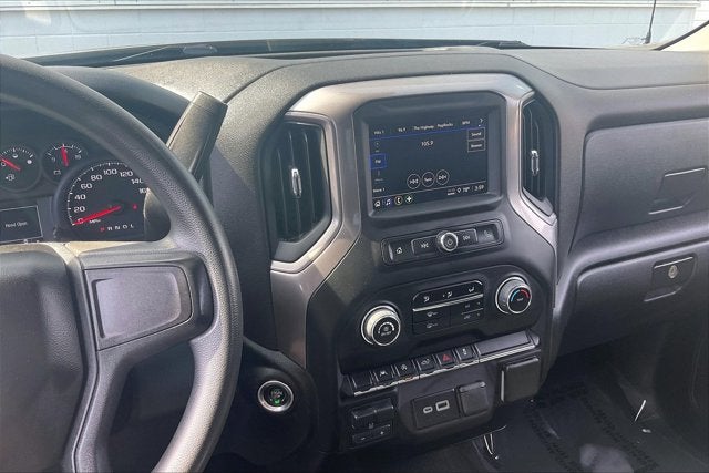 2023 Chevrolet Silverado Custom