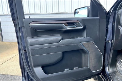 2025 GMC Sierra SLT