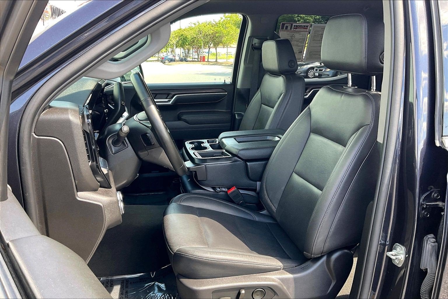 2025 GMC Sierra SLT