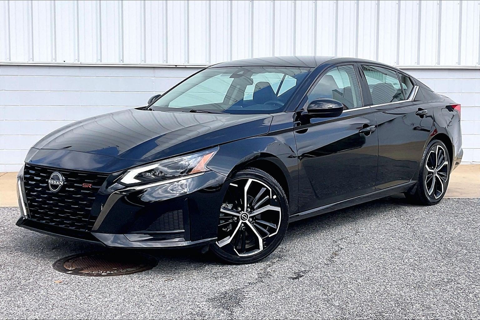 2025 Nissan Altima SR