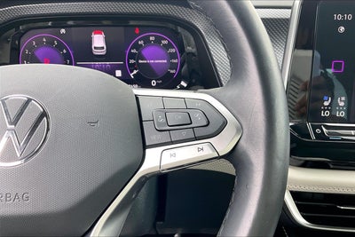 2025 Volkswagen Atlas Cross Sport 2.0T SEL Premium R-Line