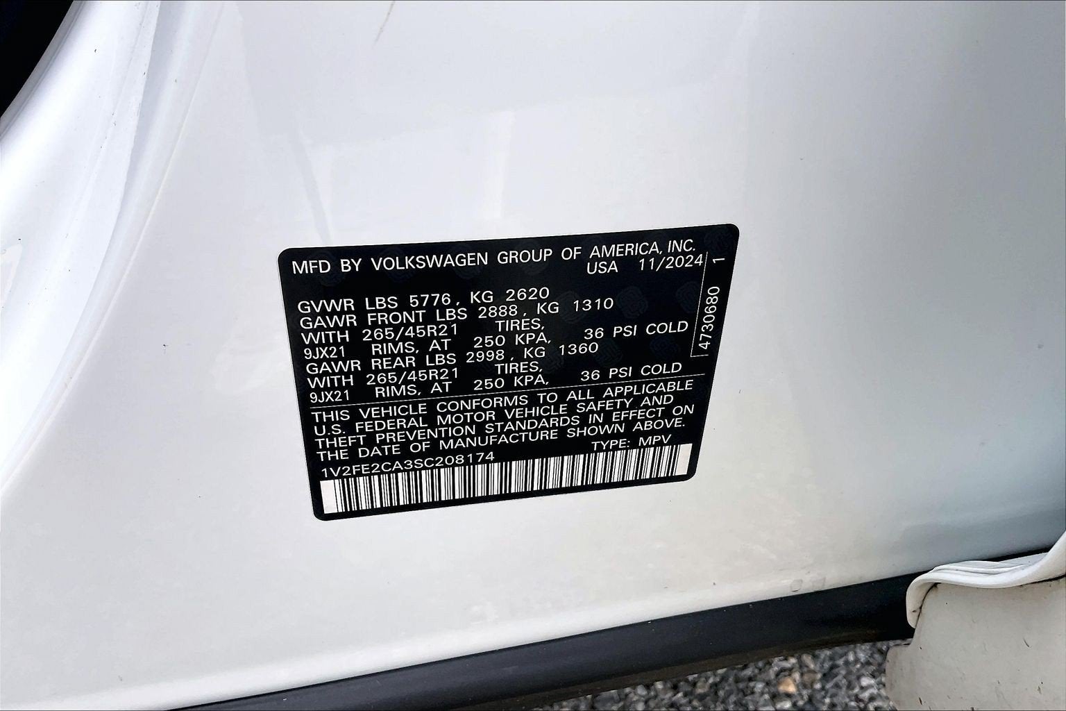 2025 Volkswagen Atlas Cross Sport 2.0T SEL Premium R-Line