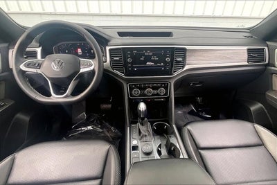 2022 Volkswagen Atlas Cross Sport 2.0T SE w/Technology