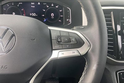 2022 Volkswagen Atlas Cross Sport 2.0T SE w/Technology