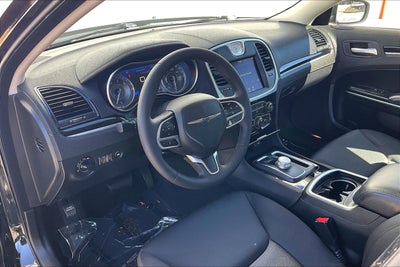 2023 Chrysler 300 Touring