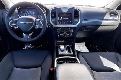 2023 Chrysler 300 Touring