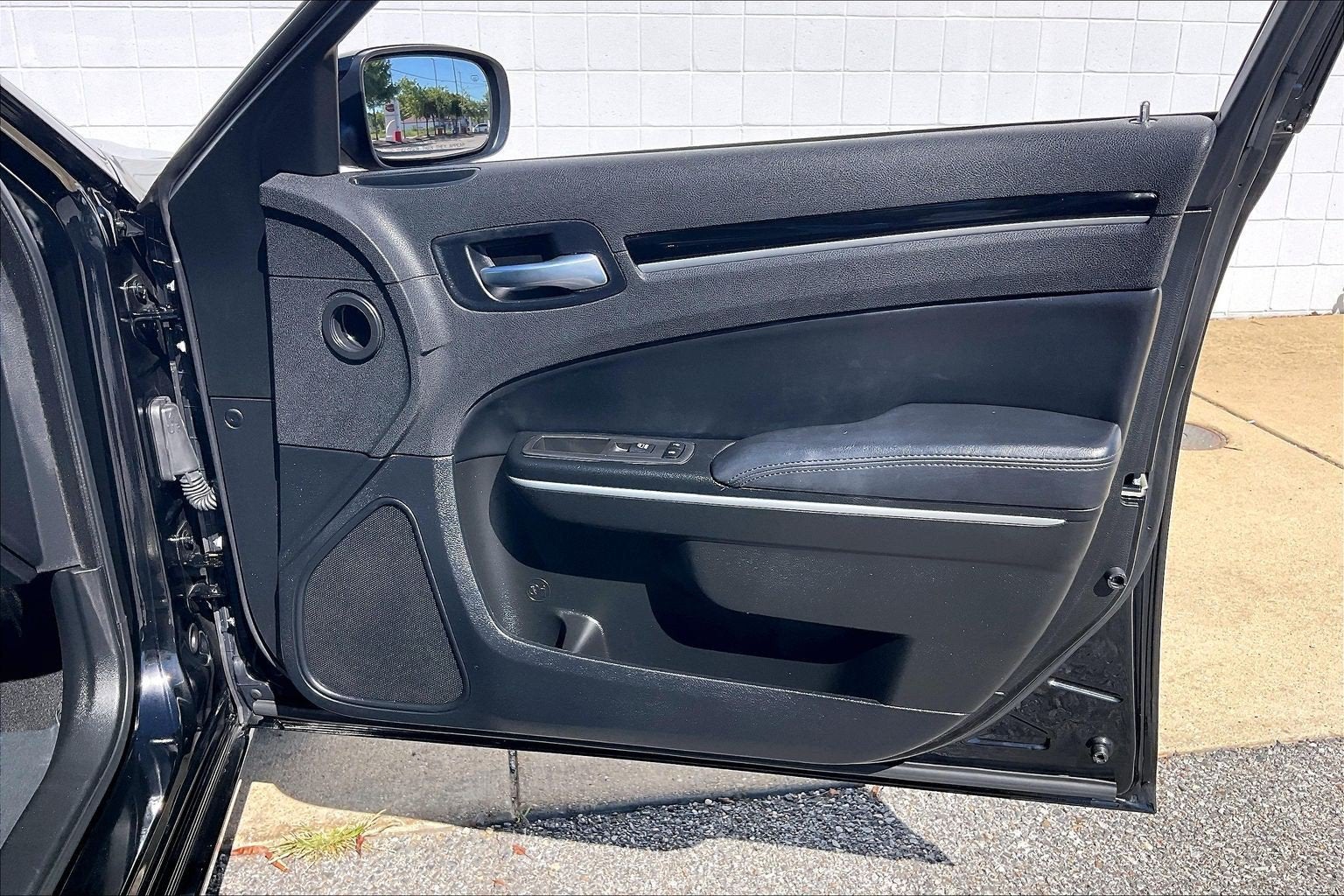 2023 Chrysler 300 Touring