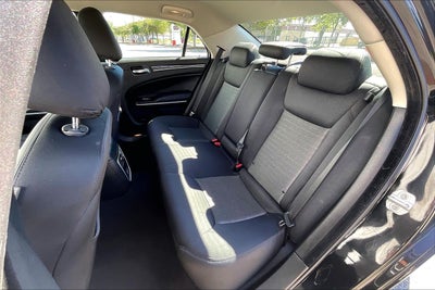 2023 Chrysler 300 Touring