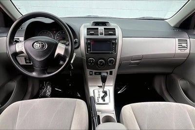2013 Toyota COROLLA LE
